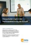 Cover Whitepaper: Ein Mann steht lächelnd mit Kollegen in einem Büro. An der Wand ist ein Diagramm zu sehen. Der Text auf dem Bild ist auf Deutsch und befasst sich mit Herausforderungen bei der zukünftigen Gehaltsabrechnung. Am unteren Rand ist das Logo von sp data zu sehen.