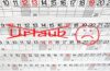 Kalender mit durchgestrichenem Wort „Urlaub“ und traurigem Smiley – symbolisiert ausgefallenen oder verweigerten Urlaub.